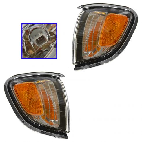 Chrome Corner Parking Light Right for Toyota Tacoma 01-04