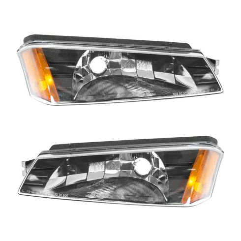 2002-04 Chevy Avalanche Parking Light Pair With body clad