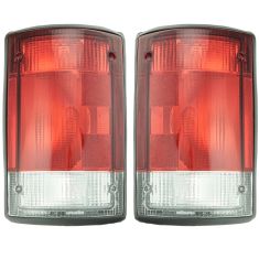 95-06 Ford Van Excursion Taillight Pair